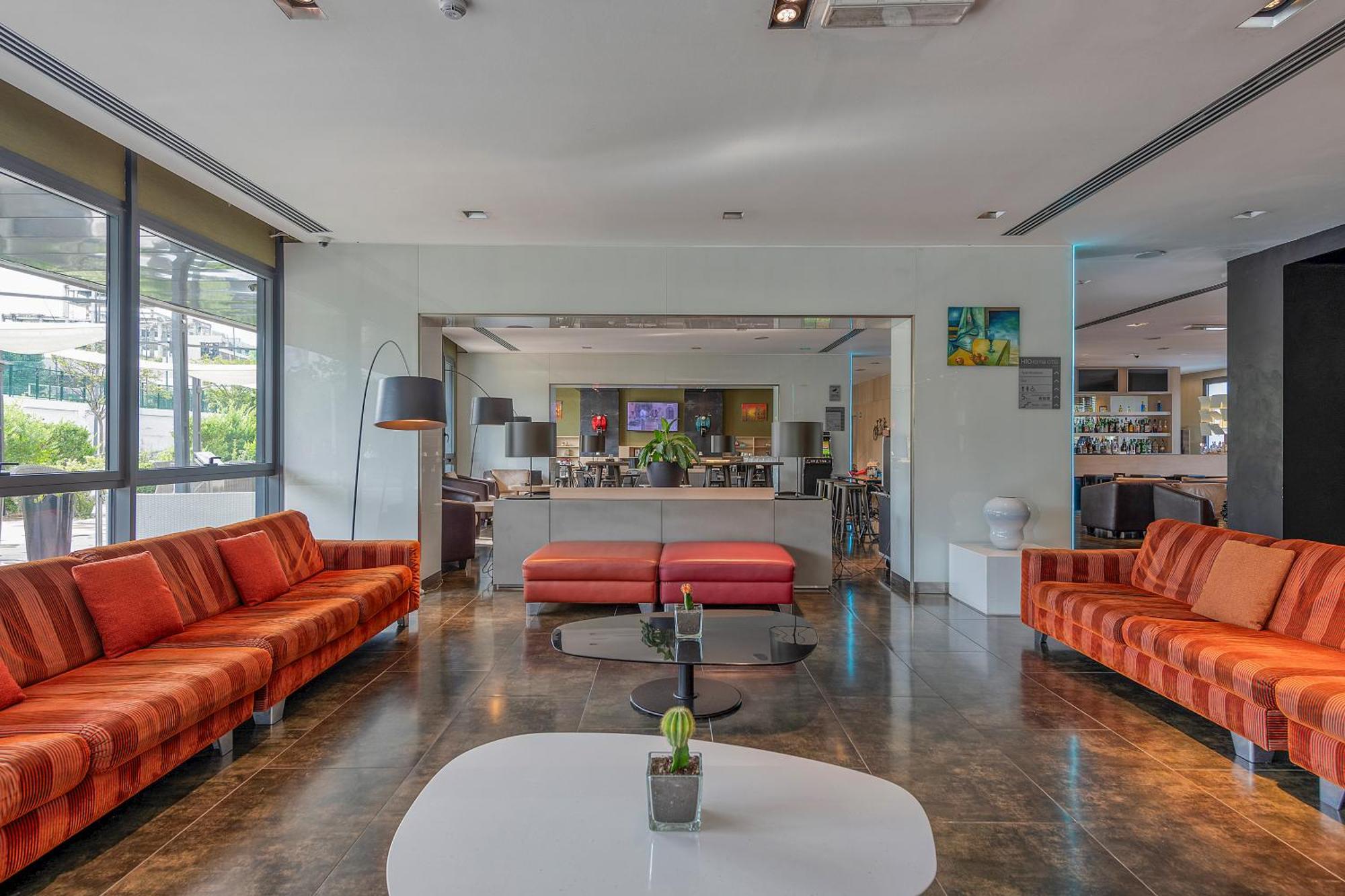 H10 Hotel