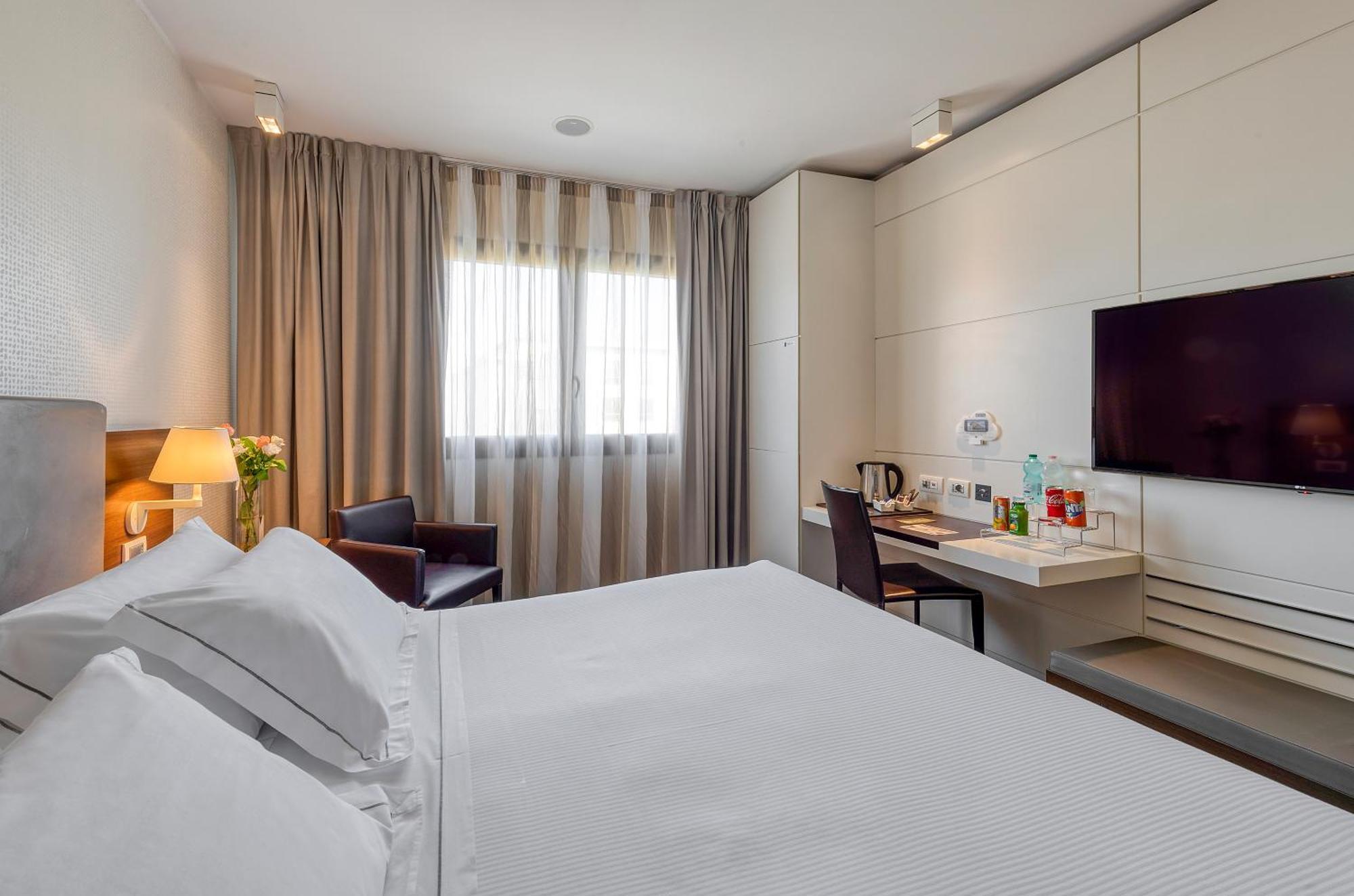 Hotel H10 4*